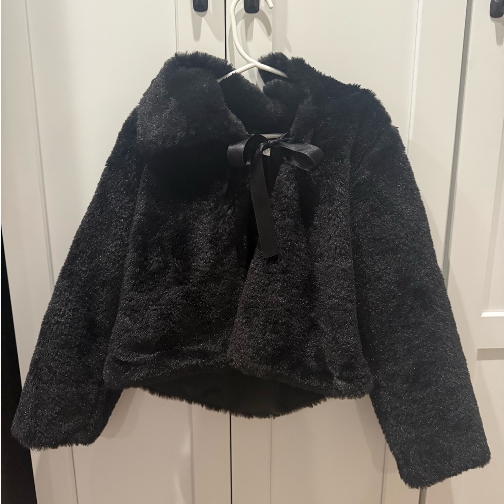 Chic Black Faux Fur Kids Cape